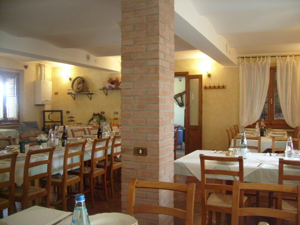 Farm Stay Agriturismo La Borgaccia Baiso Exterior foto